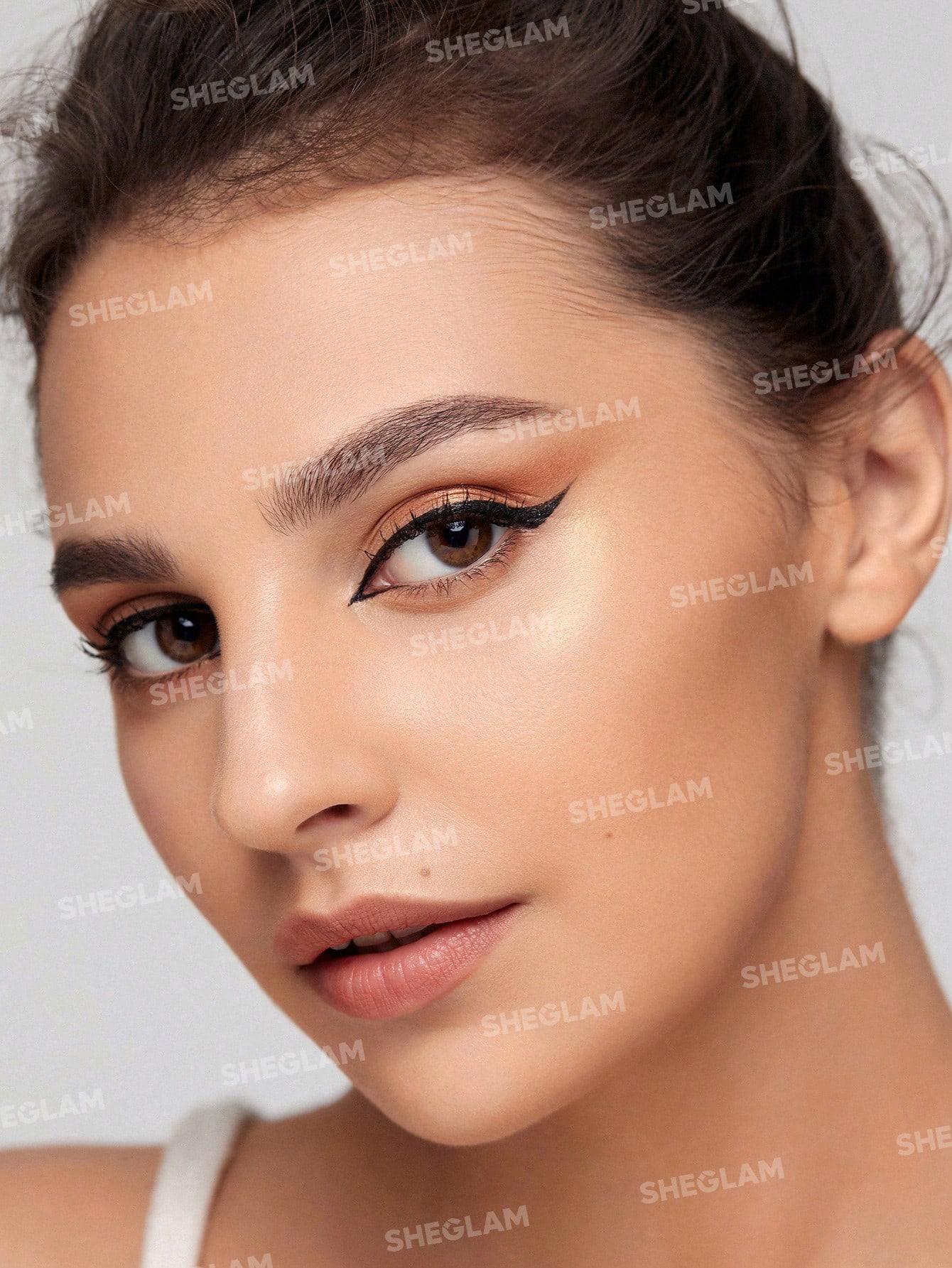 Eye Affinity Waterproof Eyeliner - Image 6