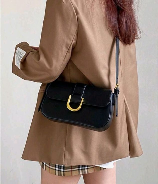 Black Meduim Leather Handbag